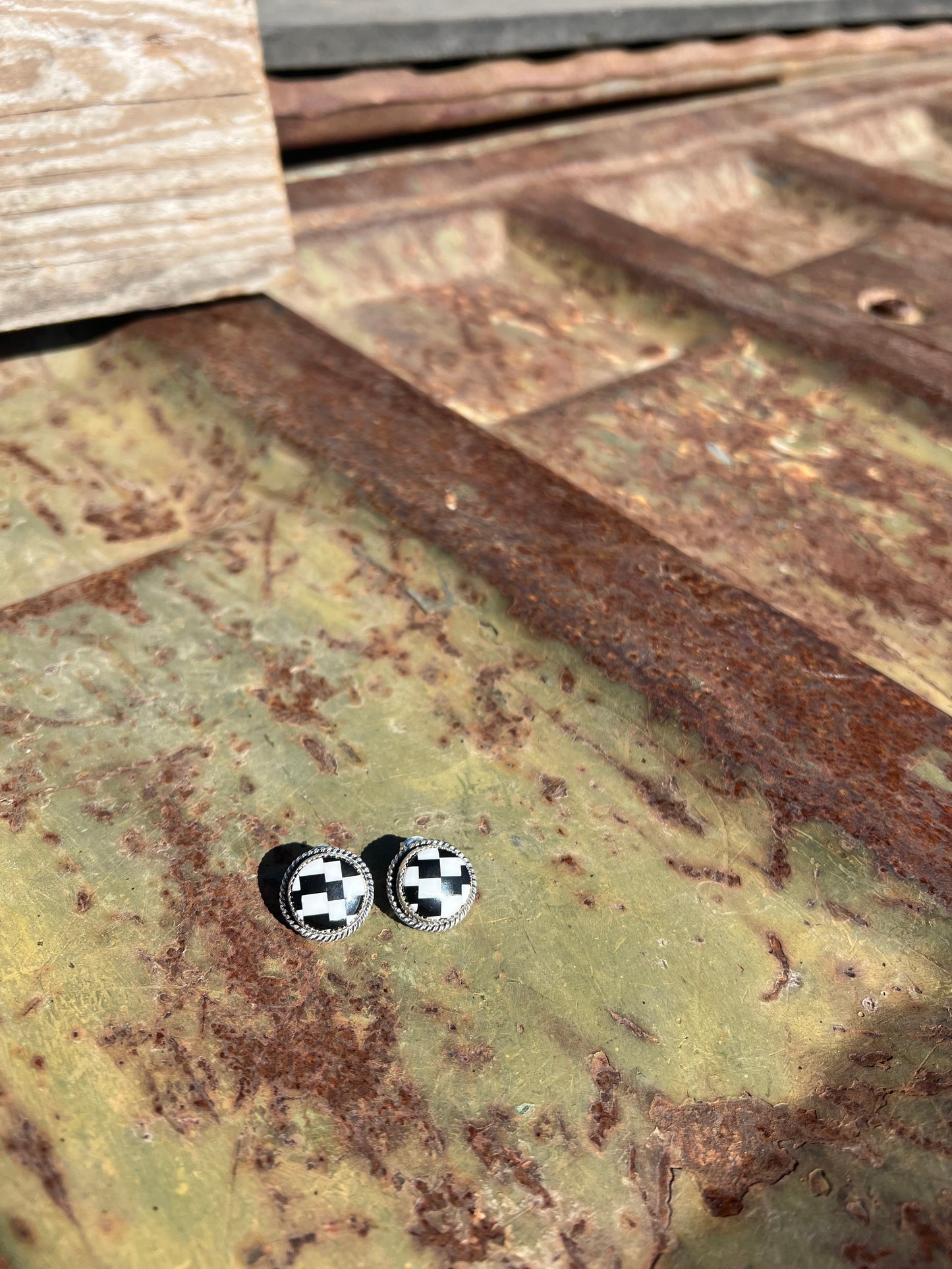 Checkered Studs