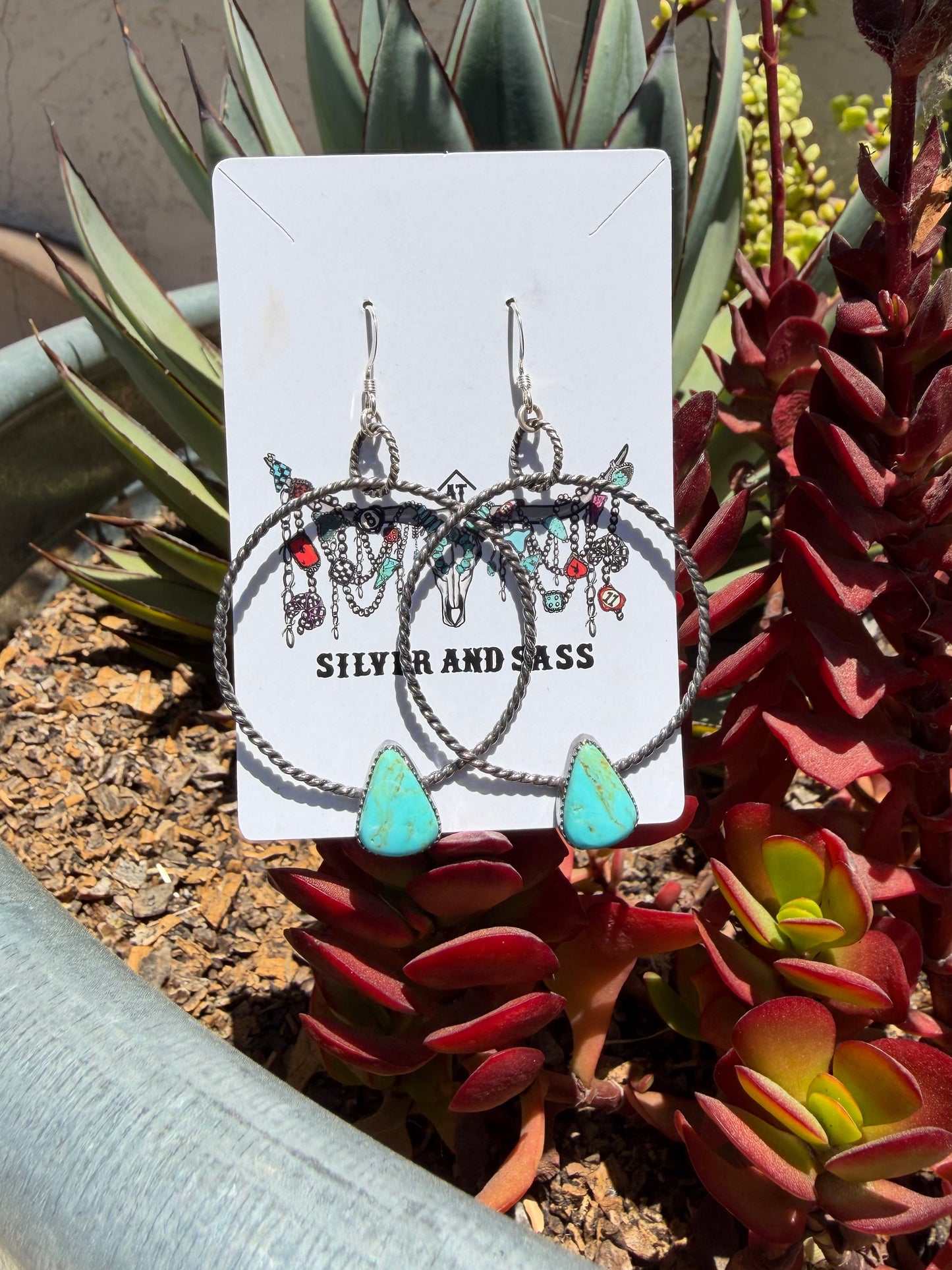 Kingman Twisted Hoops