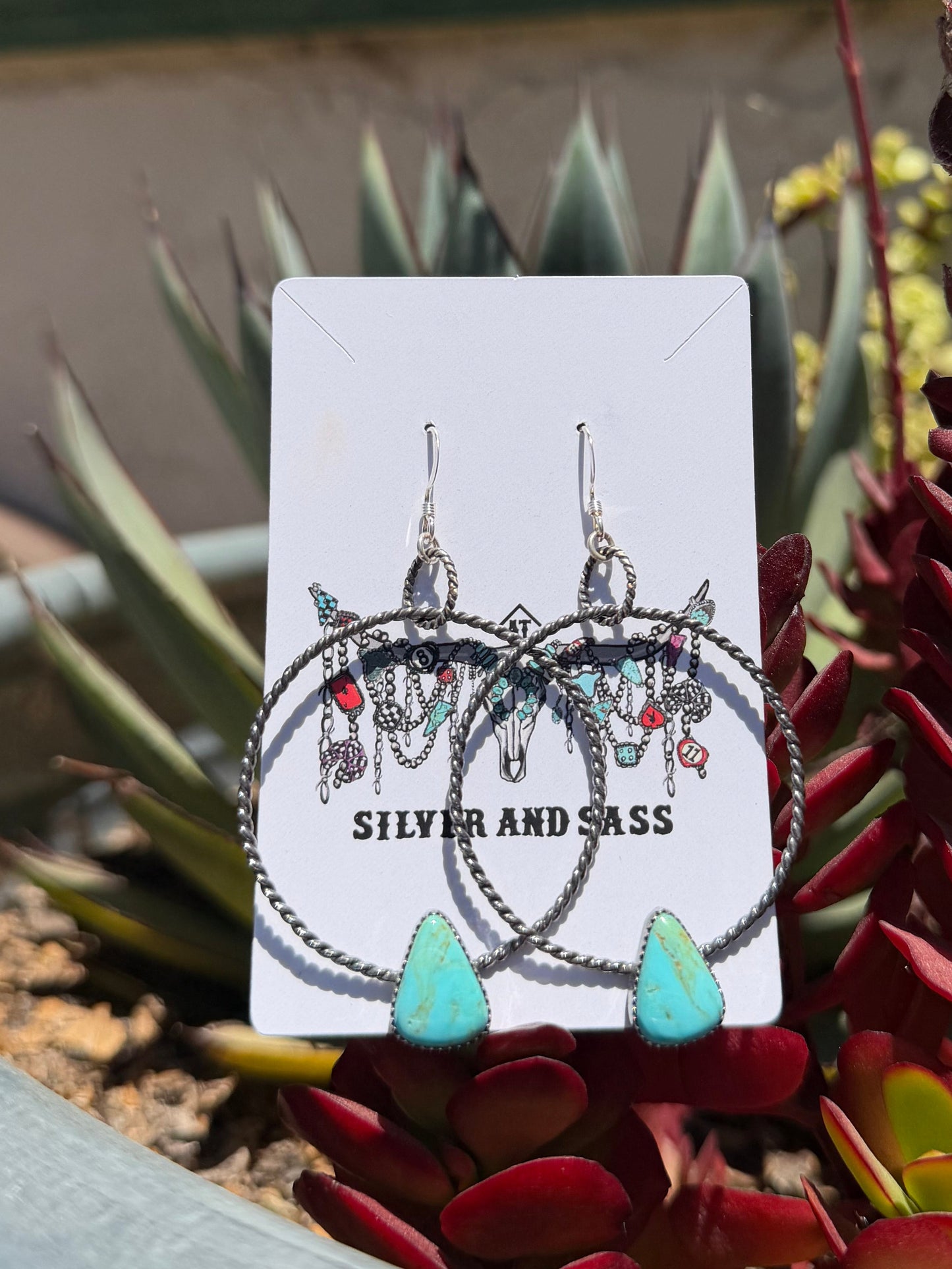 Kingman Twisted Hoops
